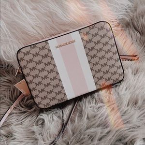 FREE SHIPPING - Michael Kors crossbody bag